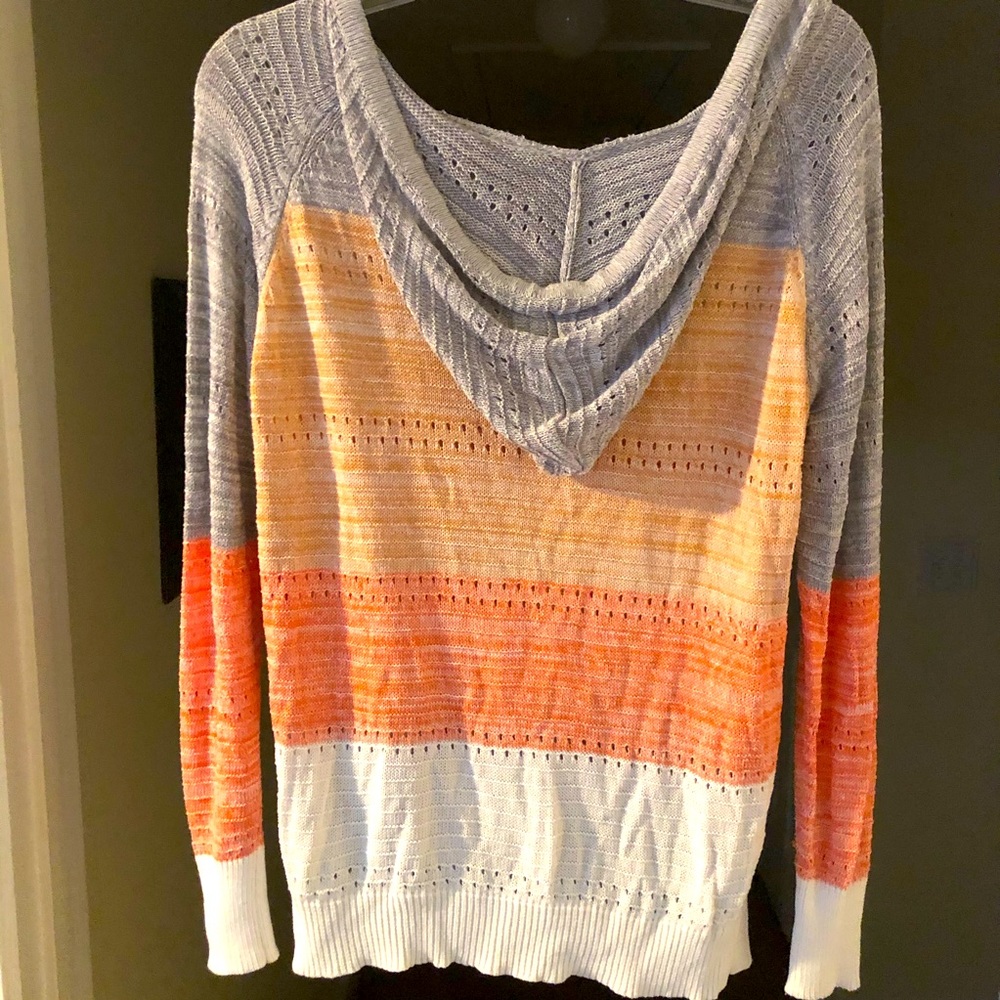 V-Neck Color Block Hooded Sweater - Picture 2 of 2